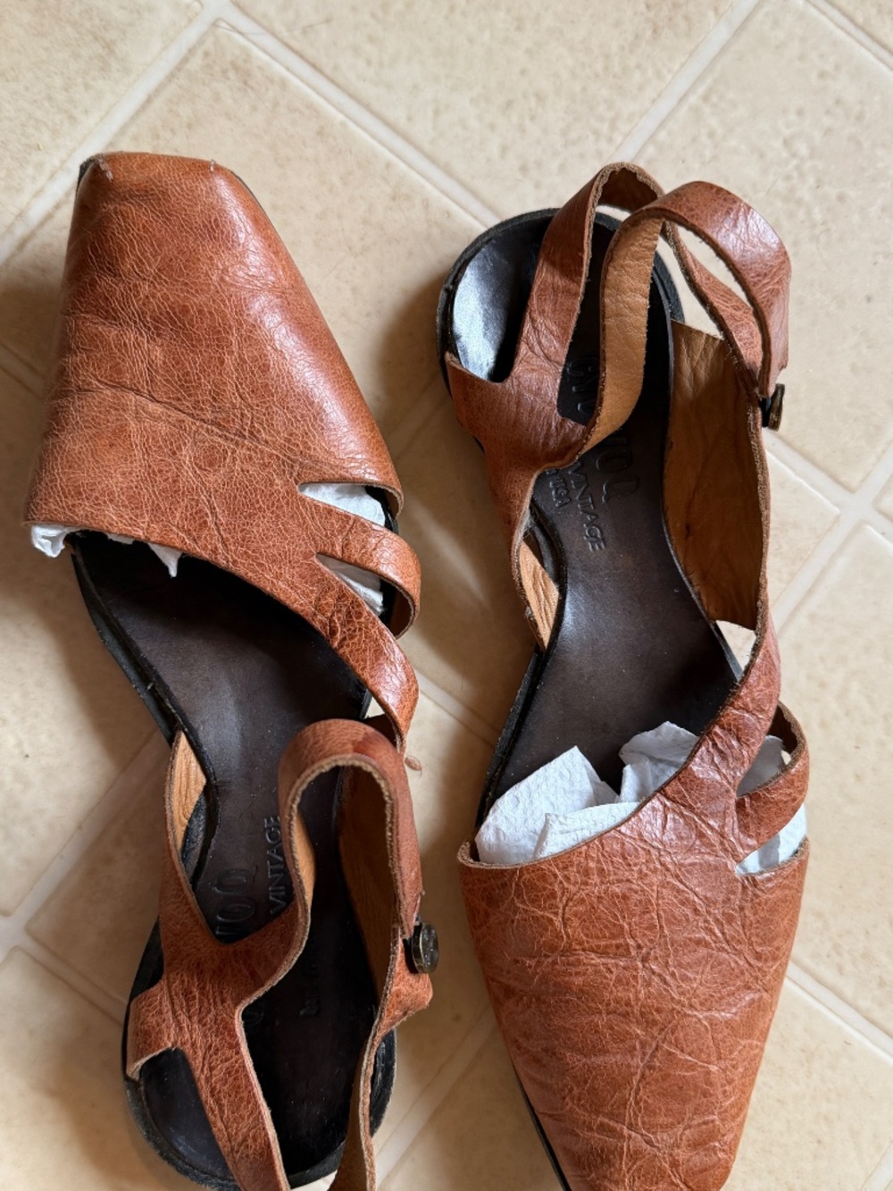 Cydwoq handmade USA/CA sandals flats shoes USW 7.5 EU 37-1/2 - Picture 7 of 7